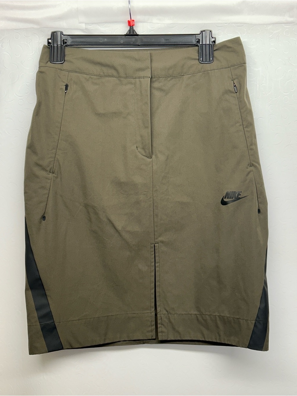Nike Men's Olive Green Athletic Shorts